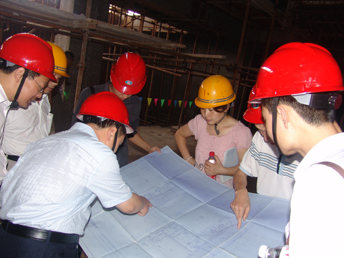 国产做爱视频
与学校基建处进行仙林工科实验大楼建设对接