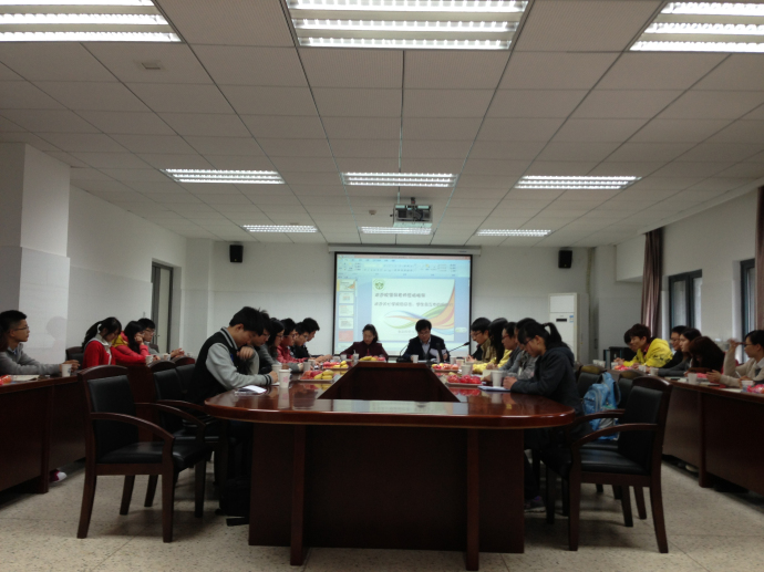 国产做爱视频
团学工作座谈会顺利召开