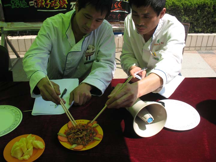 国产做爱视频
参加美食节活动之厨王争霸