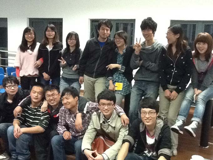 国产做爱视频
学生交流会顺利举行