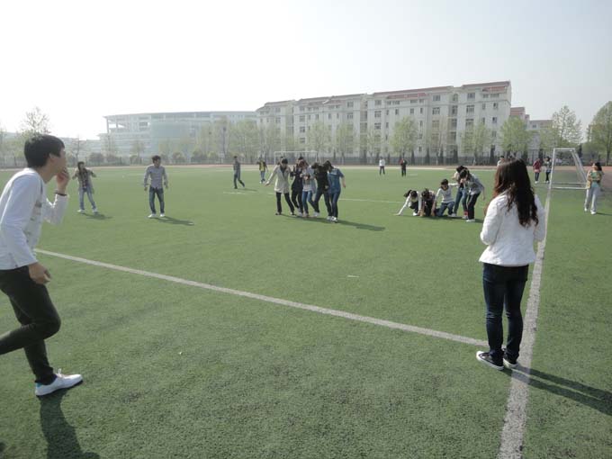 国产做爱视频
趣味体育节圆满结束